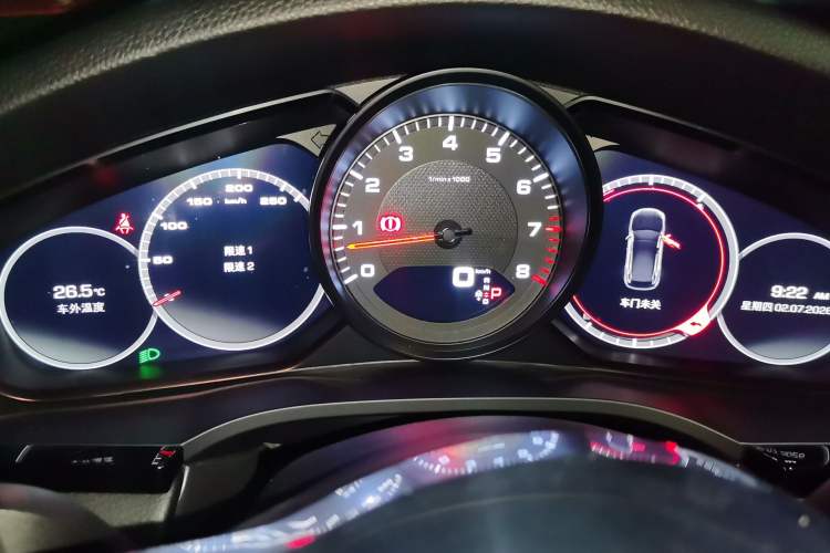 Used Porsche Cayenne 2019 Cayenne 3.0T Instrument Cluster
