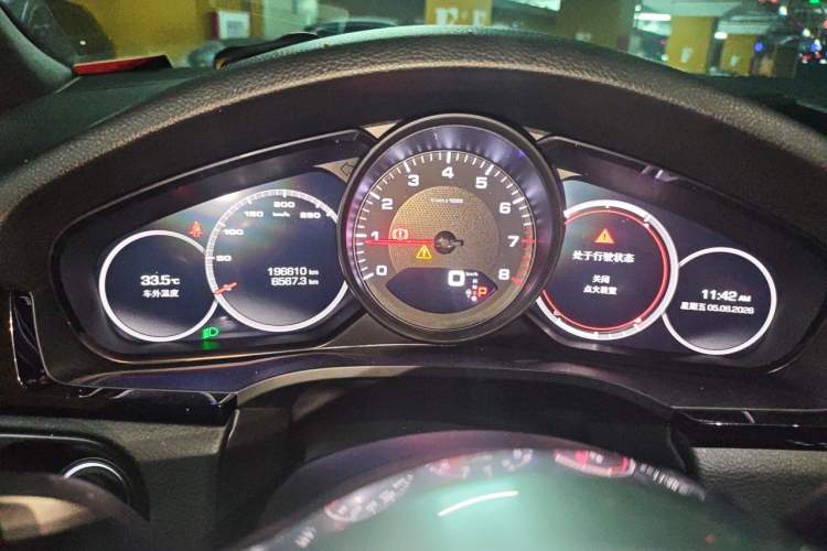 Used Porsche Cayenne 2019 Cayenne 3.0T Instrument Cluster