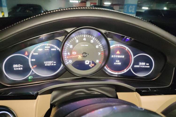 Used Porsche Cayenne 2019 Cayenne 3.0T Instrument Cluster