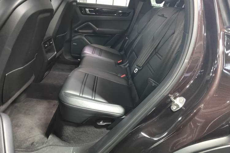 Used Porsche Cayenne 2019 Cayenne 3.0T Interior 4