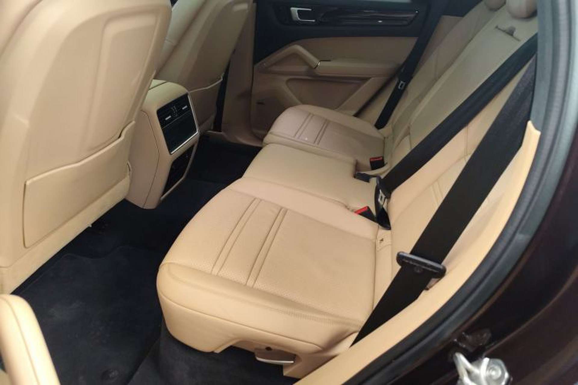 Used Porsche Cayenne 2019 Cayenne 3.0T Interior 4