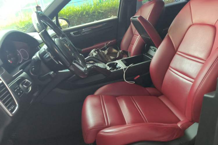 Used Porsche Cayenne 2019 Cayenne 3.0T Left Front Seat