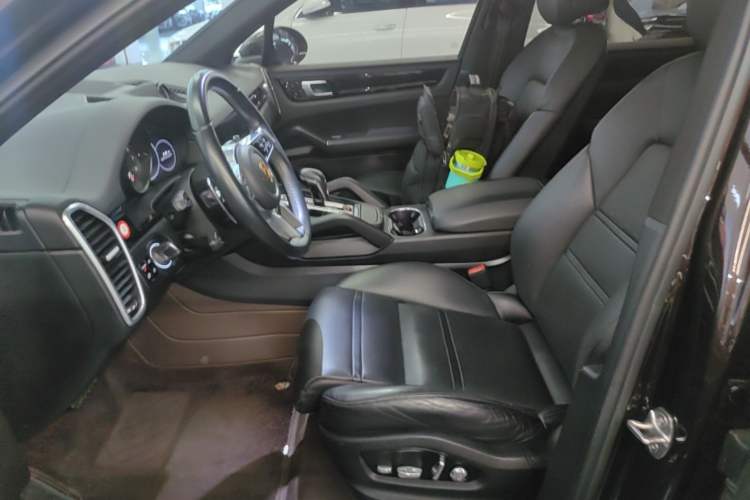 Used Porsche Cayenne 2019 Cayenne 3.0T Left Front Seat