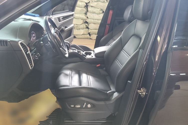 Used Porsche Cayenne 2019 Cayenne 3.0T Left Front Seat