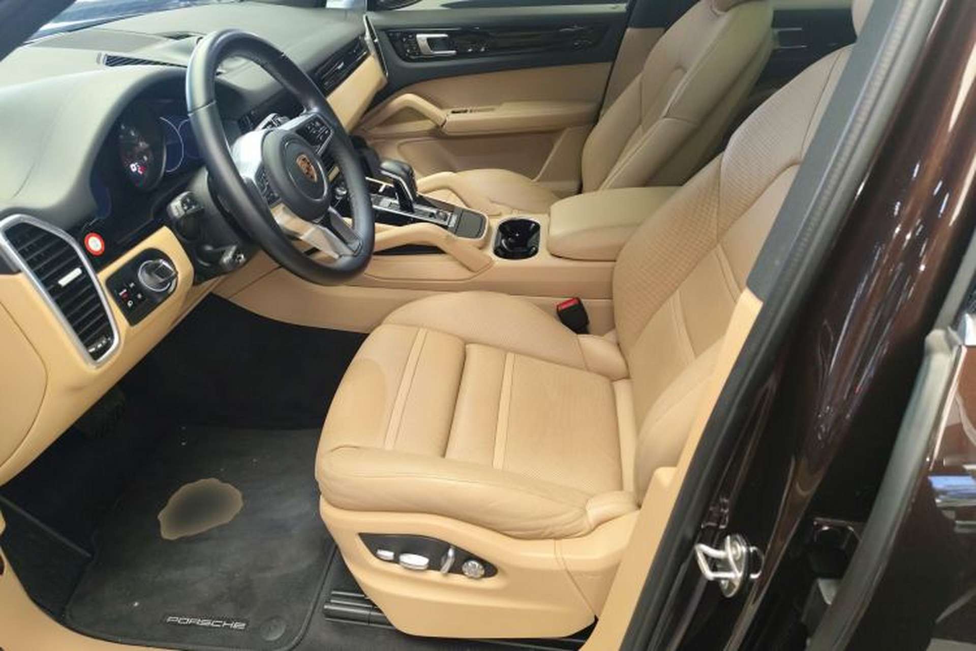 Used Porsche Cayenne 2019 Cayenne 3.0T Left Front Seat