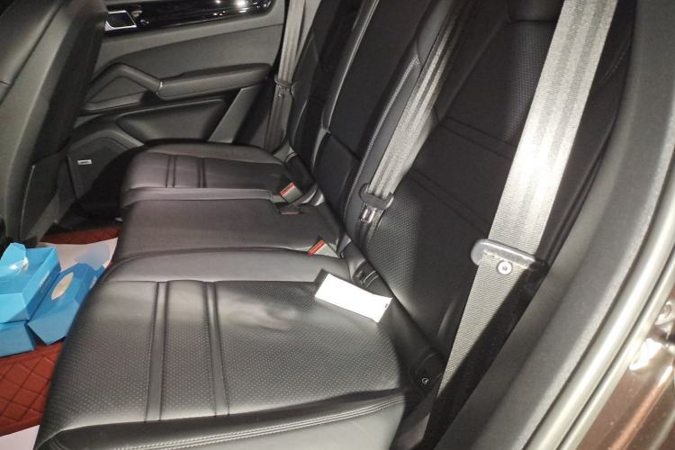 Used Porsche Cayenne 2019 Cayenne 3.0T Left Rear Seat