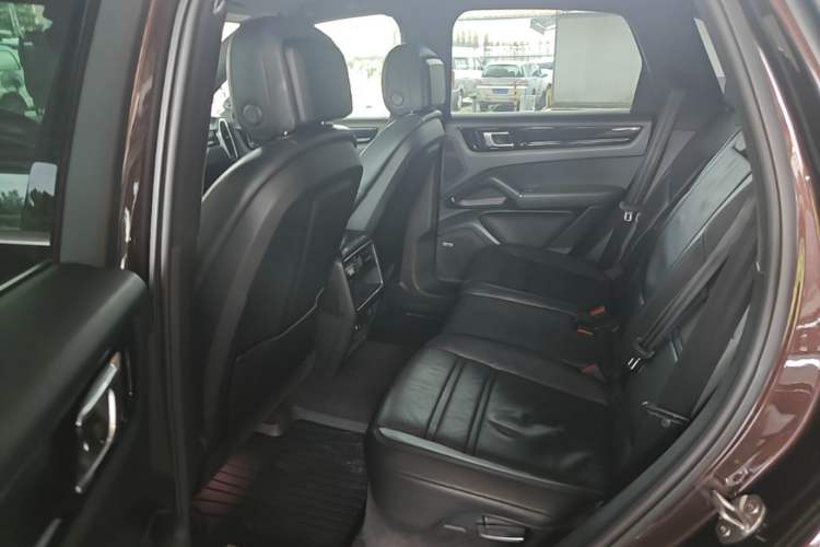 Used Porsche Cayenne 2019 Cayenne 3.0T Left Rear Seat