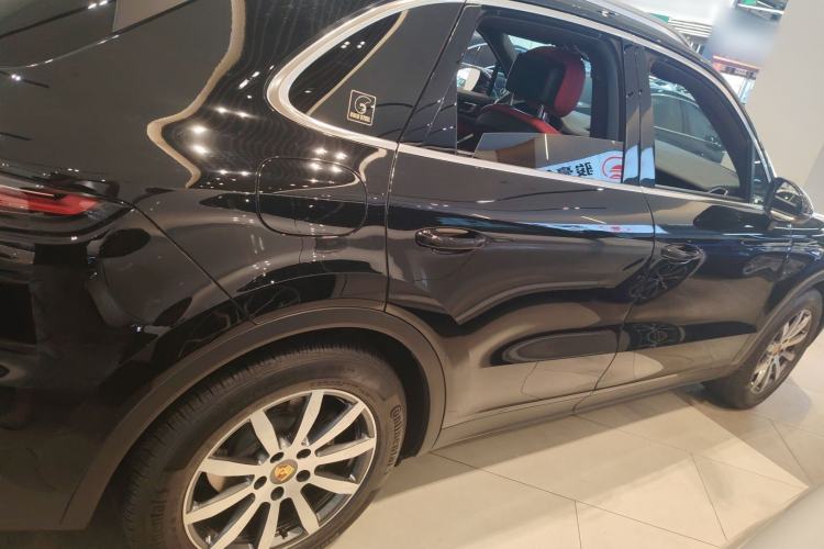 Used Porsche Cayenne 2019 Cayenne 3.0T Left Side