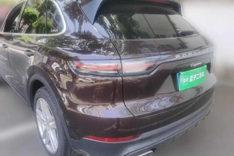 Used Porsche Cayenne 2019 Cayenne 3.0T Rear Left 45 Deg