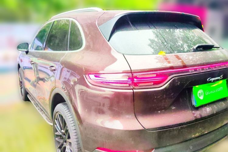 Used Porsche Cayenne 2019 Cayenne 3.0T Rear Left 45 Deg