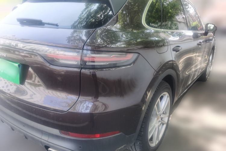Used Porsche Cayenne 2019 Cayenne 3.0T Rear Right 45 Deg