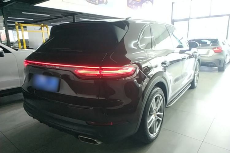 Used Porsche Cayenne 2019 Cayenne 3.0T Rear Right 45 Deg