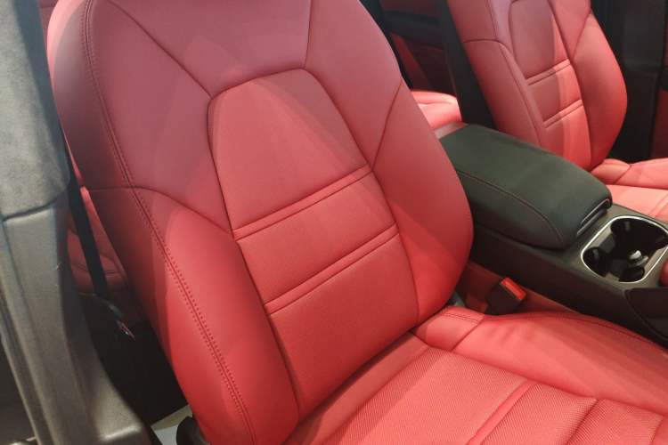 Used Porsche Cayenne 2019 Cayenne 3.0T Right Front Seat