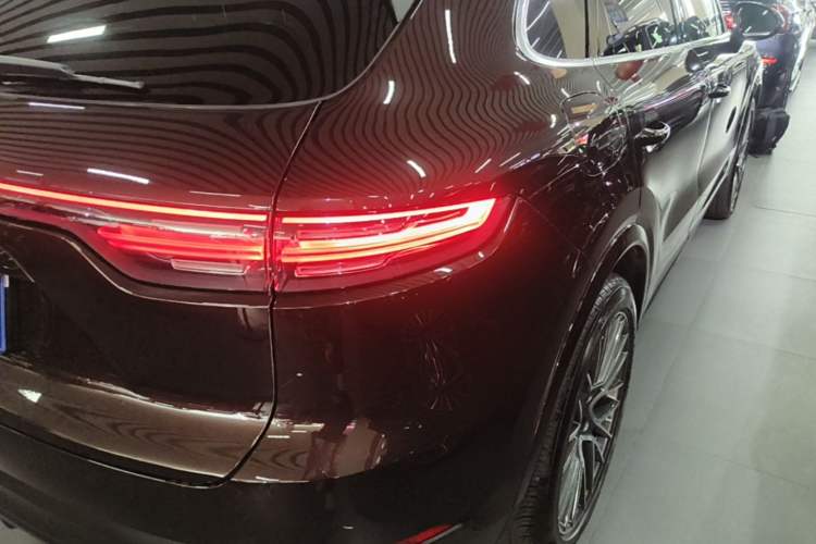 Used Porsche Cayenne 2019 Cayenne 3.0T Right Rear Taillight