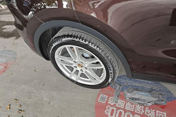 Used Porsche Cayenne 2019 Cayenne 3.0T Right Rear Wheel Hub