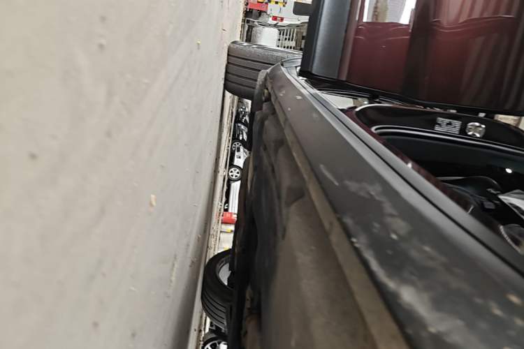 Used Porsche Cayenne 2019 Cayenne 3.0T Right Side Sill