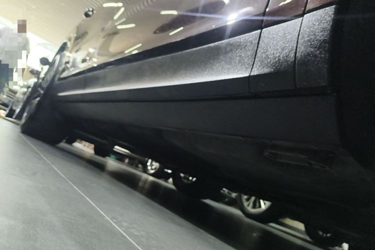 Used Porsche Cayenne 2019 Cayenne 3.0T Right Side Sill