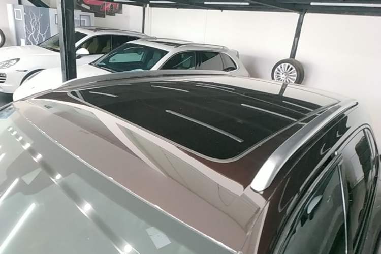 Used Porsche Cayenne 2019 Cayenne 3.0T Roof