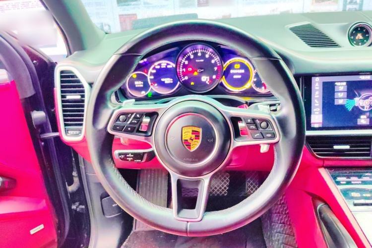 Used Porsche Cayenne 2019 Cayenne 3.0T Steering Wheel