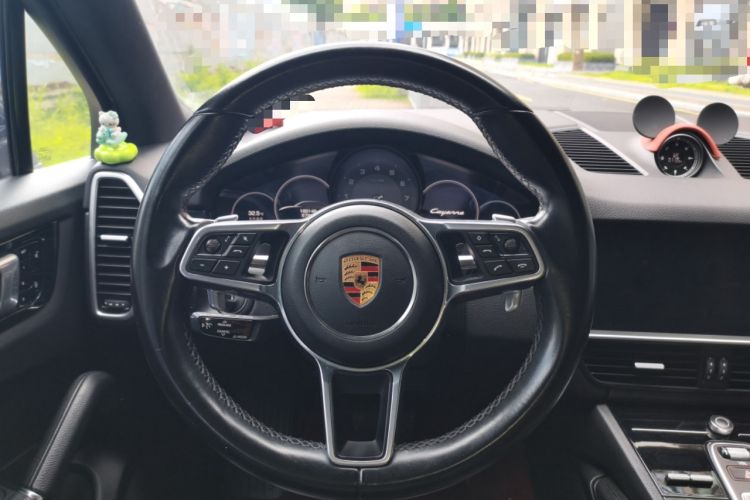 Used Porsche Cayenne 2019 Cayenne 3.0T Steering Wheel