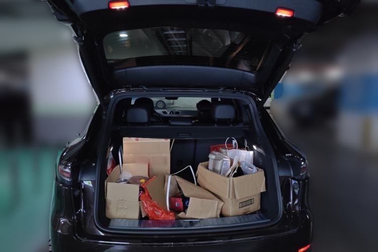 Used Porsche Cayenne 2019 Cayenne 3.0T Trunk