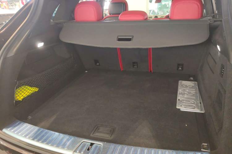 Used Porsche Cayenne 2019 Cayenne 3.0T Trunk