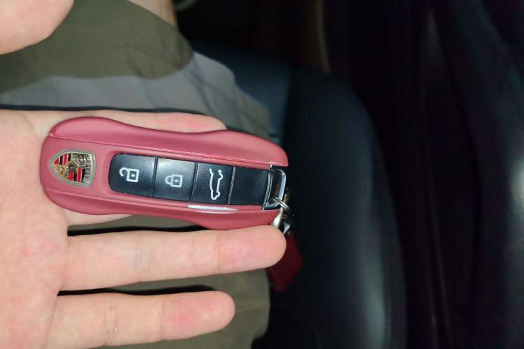 Used Porsche Cayenne 2019 Cayenne 3.0T Vehicle Key