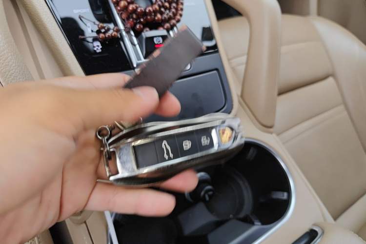 Used Porsche Cayenne 2019 Cayenne 3.0T Vehicle Key