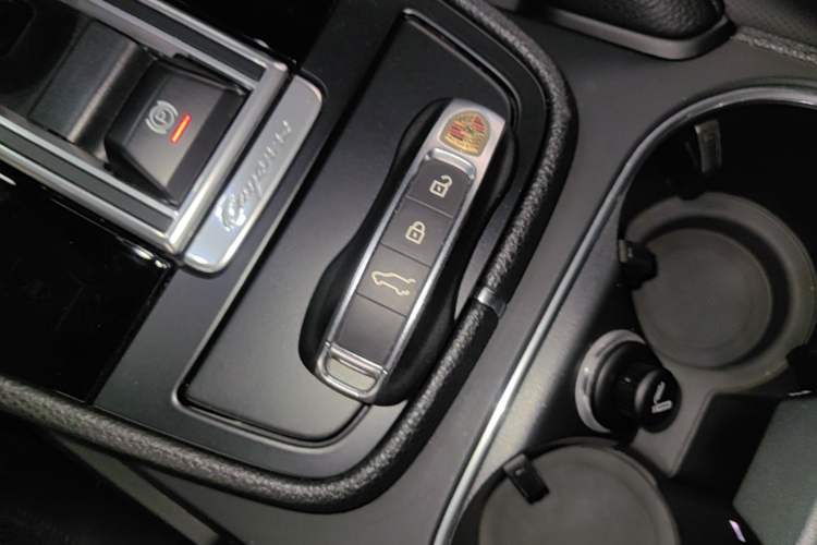 Used Porsche Cayenne 2019 Cayenne 3.0T Vehicle Key