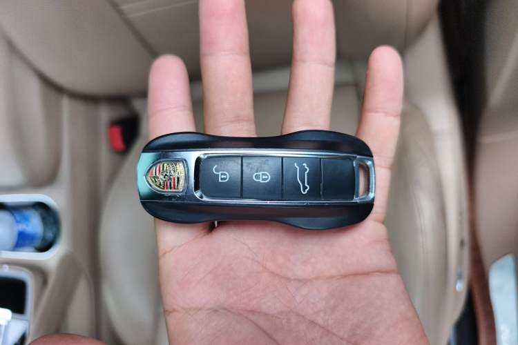 Used Porsche Cayenne 2019 Cayenne 3.0T Vehicle Key