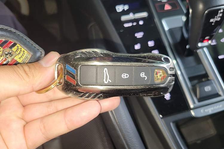 Used Porsche Cayenne 2019 Cayenne 3.0T Vehicle Key