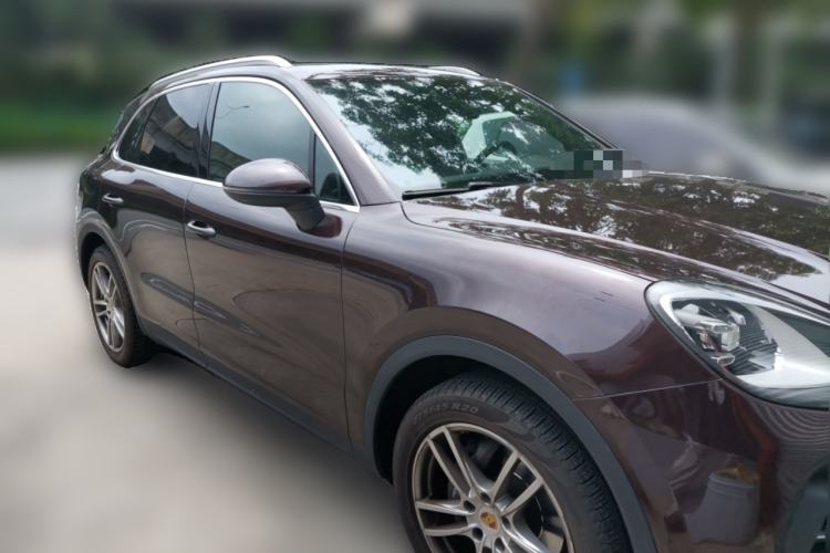 Used Porsche Cayenne 2019 Cayenne 3.0T Front Right 45 Deg