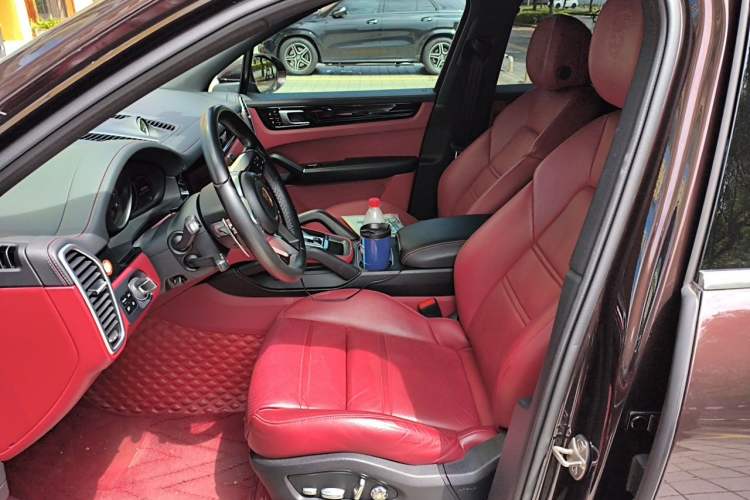 Used Porsche Cayenne 2019 Cayenne 3.0T Left Front Seat