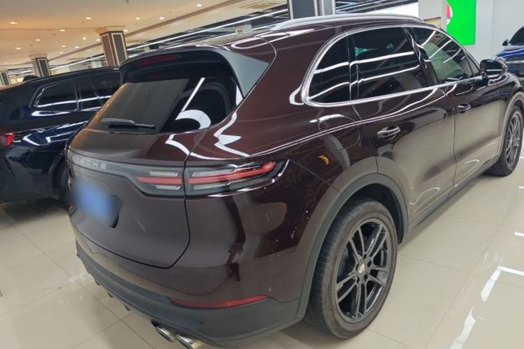 Used Porsche Cayenne 2019 Cayenne 3.0T Rear Right 45 Deg