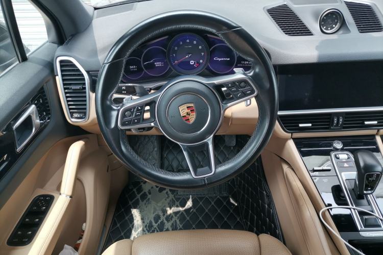 Used Porsche Cayenne 2019 Cayenne 3.0T Steering Wheel