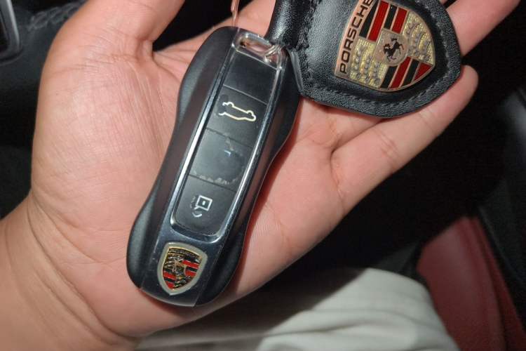 Used Porsche Cayenne 2019 Cayenne 3.0T Vehicle Key
