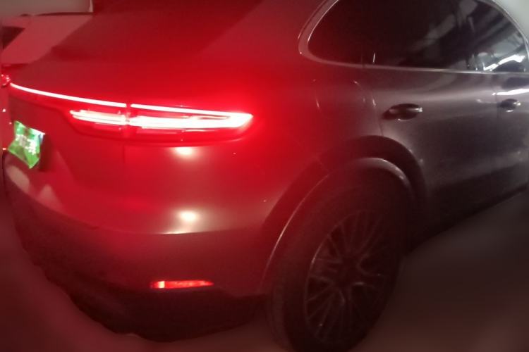 Used Porsche Cayenne 2019 Cayenne 3.0T Rear Right 45 Deg