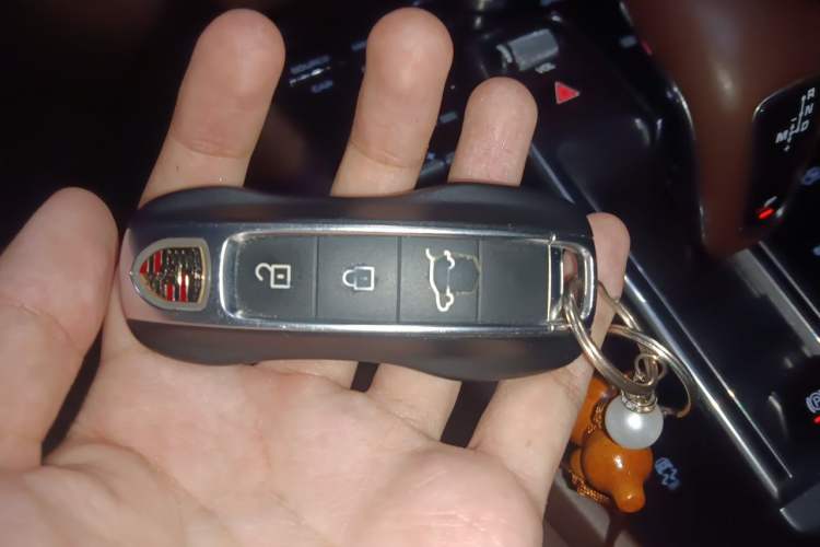 Used Porsche Cayenne 2019 Cayenne 3.0T Vehicle Key