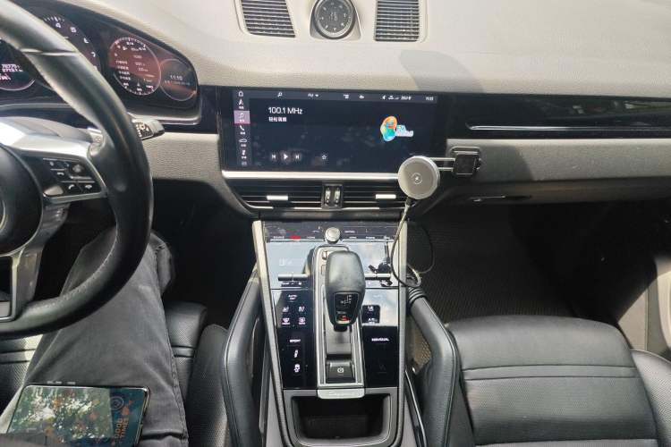 Used Porsche Cayenne 2019 Cayenne 3.0T Audio And AC Panel