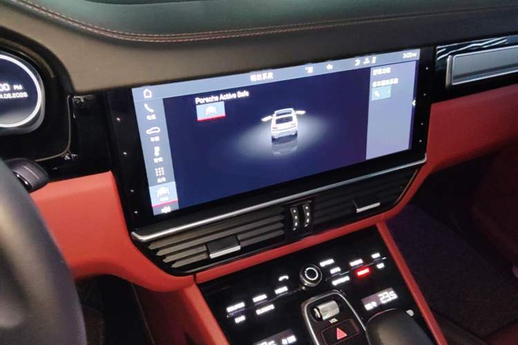Used Porsche Cayenne 2019 Cayenne Coupé 3.0T Audio And AC Panel