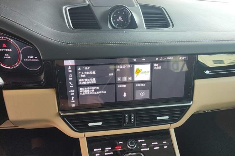 Used Porsche Cayenne 2019 Cayenne 3.0T Audio And AC Panel