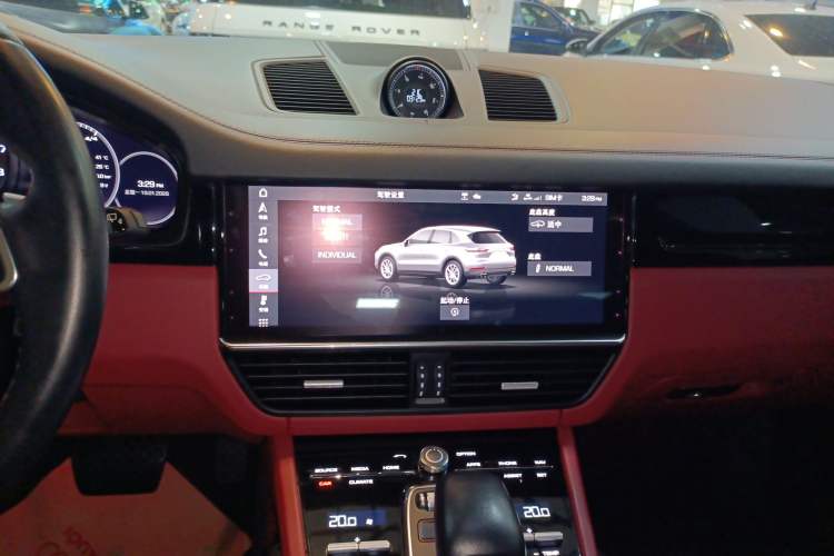 Used Porsche Cayenne 2019 Cayenne 3.0T Audio And AC Panel