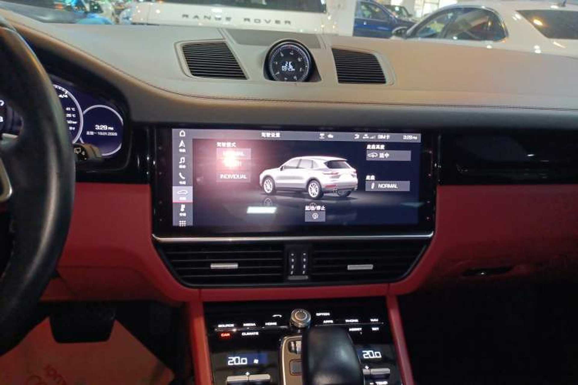 Used Porsche Cayenne 2019 Cayenne 3.0T Audio And AC Panel