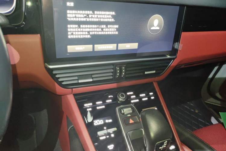 Used Porsche Cayenne 2019 Cayenne Coupé 3.0T Audio And AC Panel