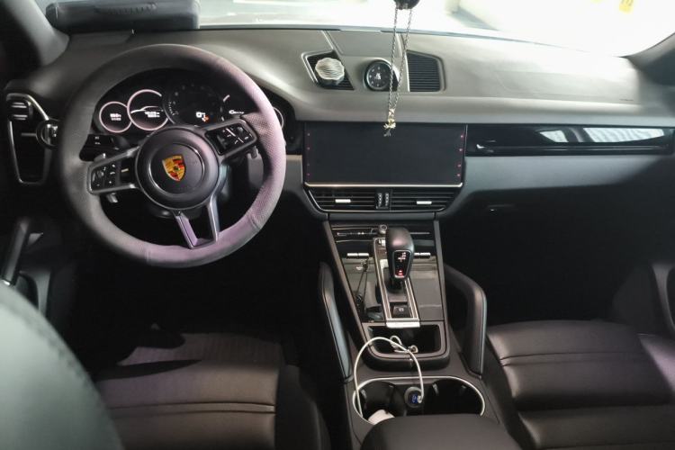 Used Porsche Cayenne 2019 Cayenne 3.0T Center Console