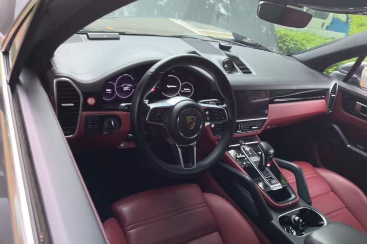 Used Porsche Cayenne 2019 Cayenne 3.0T Center Console