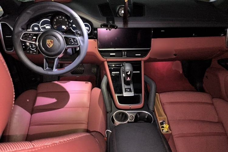 Used Porsche Cayenne 2019 Cayenne 3.0T Center Console