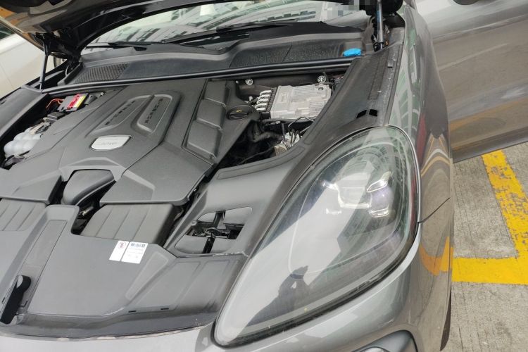Used Porsche Cayenne 2019 Cayenne 3.0T Engine Bay Left