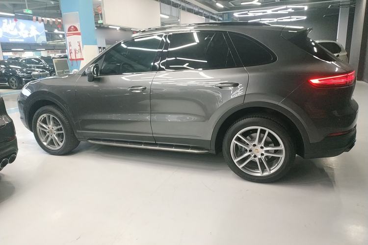 Used Porsche Cayenne 2019 Cayenne 3.0T Exterior 3