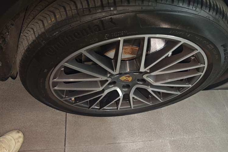 Used Porsche Cayenne 2019 Cayenne 3.0T Exterior 4